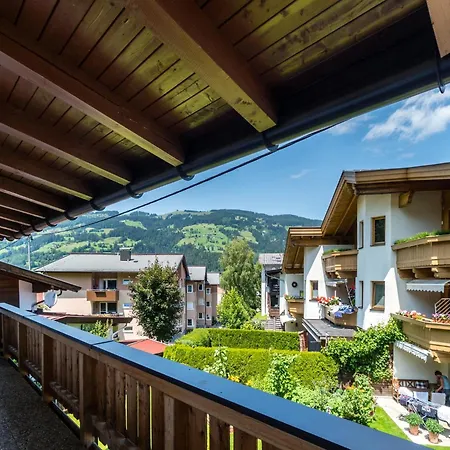 Appartement In Brixen Near Bus *