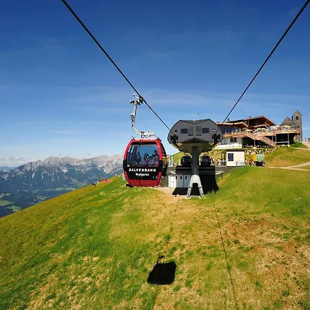 In Brixen Near Bus Brixen im Thale